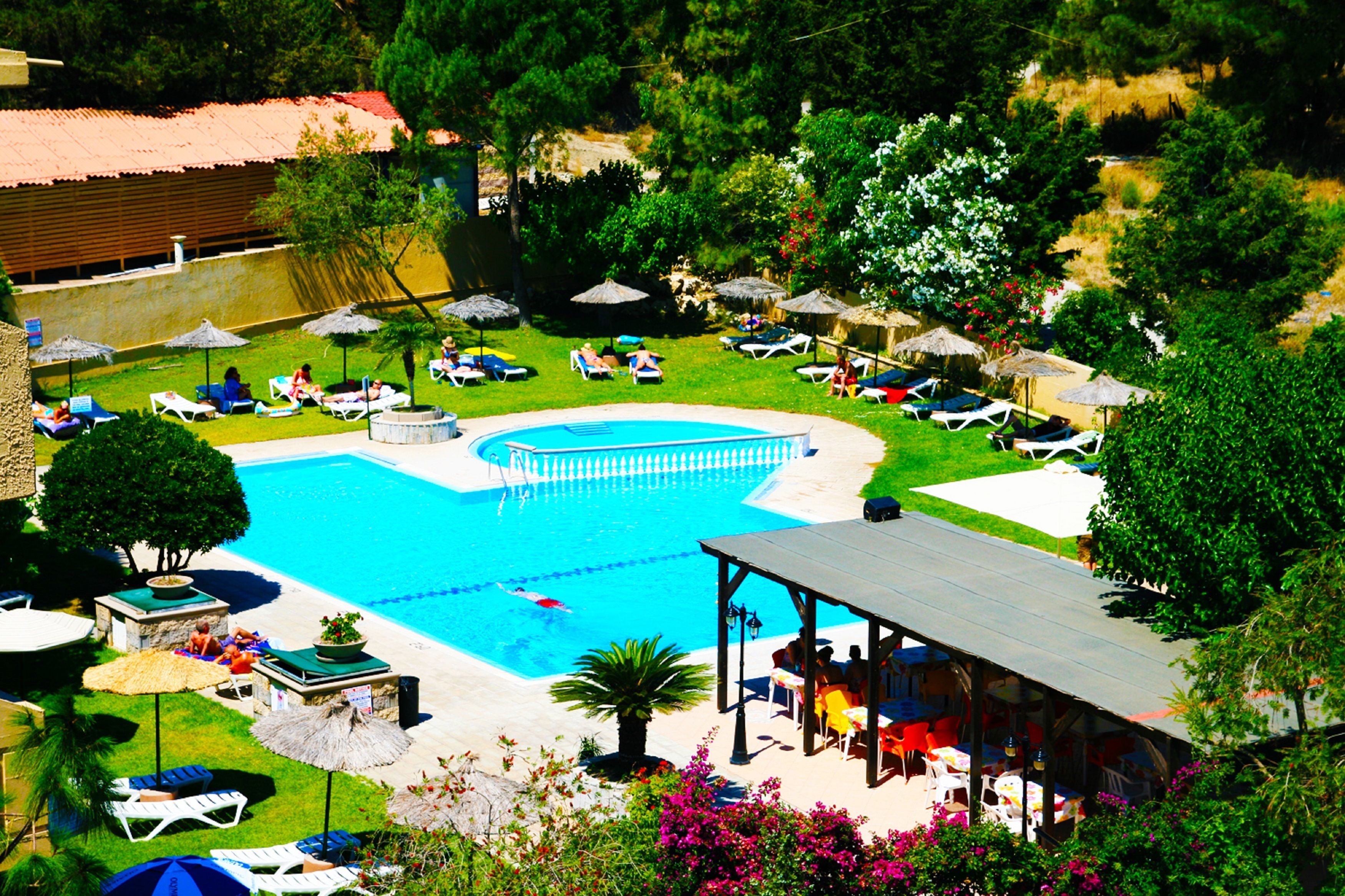 Photo - Achousa Hotel
