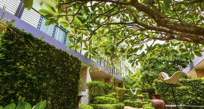 OYO 242 Baan Noppadol Hua Hin Resort
