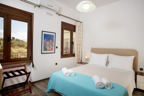Apartment, 1 Bedroom | Premium bedding, in-room safe, iron/ironing board - Star Daratsos (Chania)