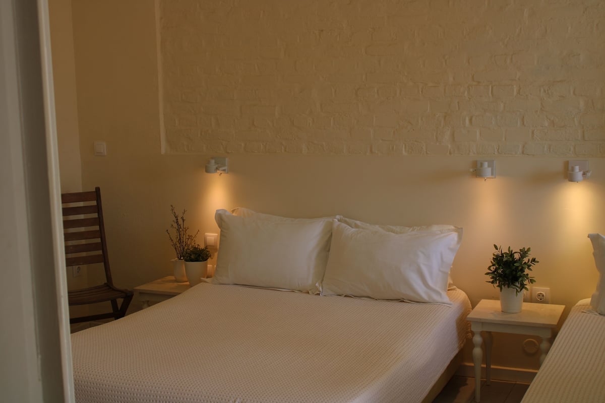 Junior Suite, Partial Sea View