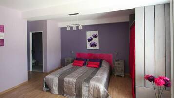 Premium bedding, iron/ironing board, cots/infant beds, free WiFi