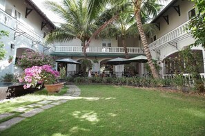 Terrace/patio - La Paloma Villa (Nha Trang)