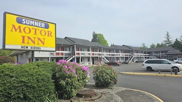 Mặt tiền nơi lưu trú