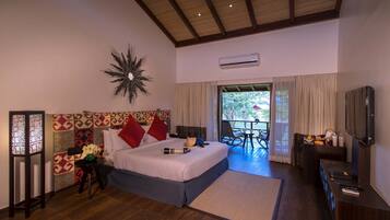 Ropa de cama de alta calidad y minibar