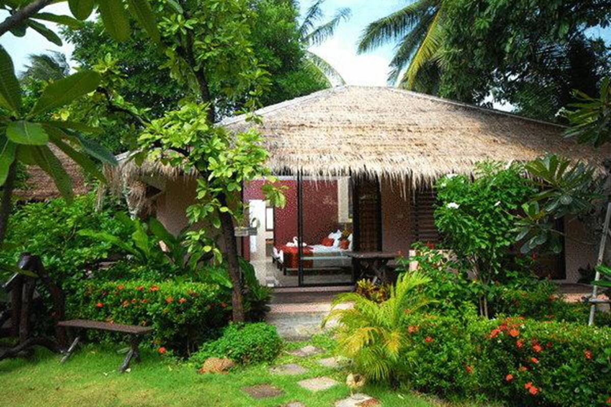 Villa | Minibar, in-room safe, free cots/infant beds, rollaway beds