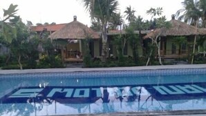 Ảnh chưa phân loại, 4 trong số 5 ảnh, nút