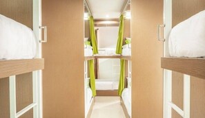 免費 Wi-Fi、床單