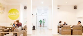 Wakeup Homestay - Hostel