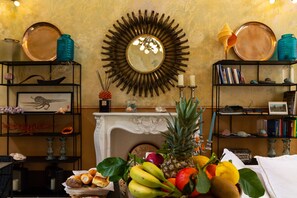 Free daily continental breakfast  - Casa Galateo 20 (Gallipoli)