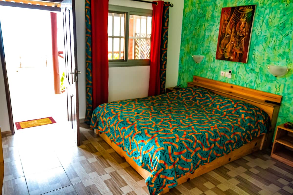 1 bedroom, blackout curtains, soundproofing, free WiFi
