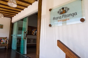 Property entrance - Pousada Maria Pitanga (Porto Seguro)