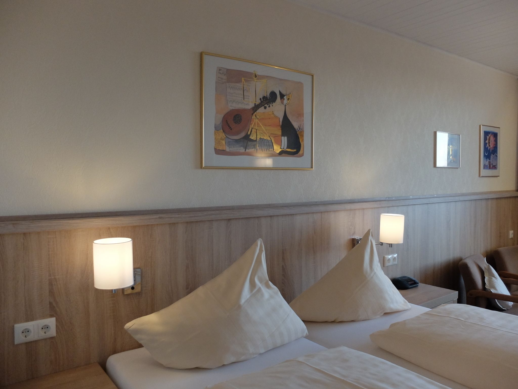 double room, balcony | hypo-allergenic bedding, in-room safe, blackout curtains, free wifi