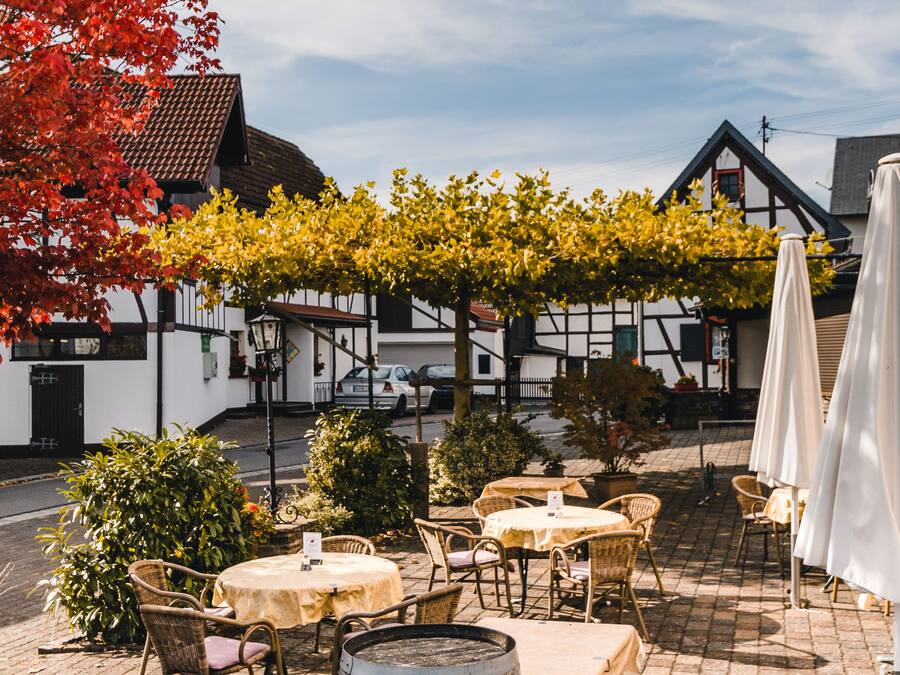 Lunsj og middag serveres, regionale retter