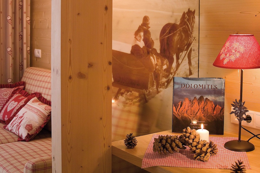 Boutique Hotel Nives - Dolomites by null