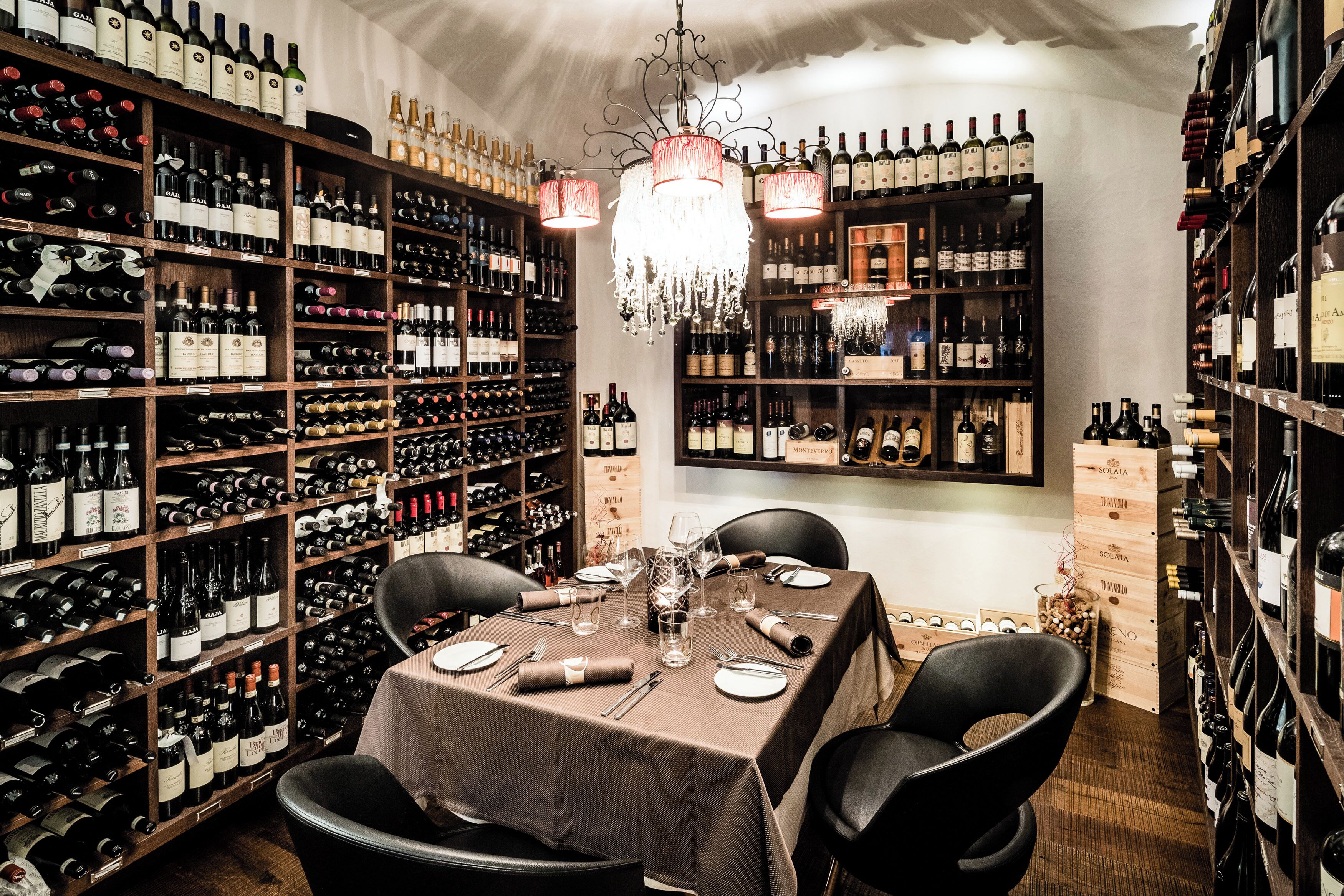 Déjeuner et dîner servis sur place