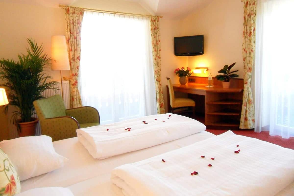 Classic Double Room, Balcony