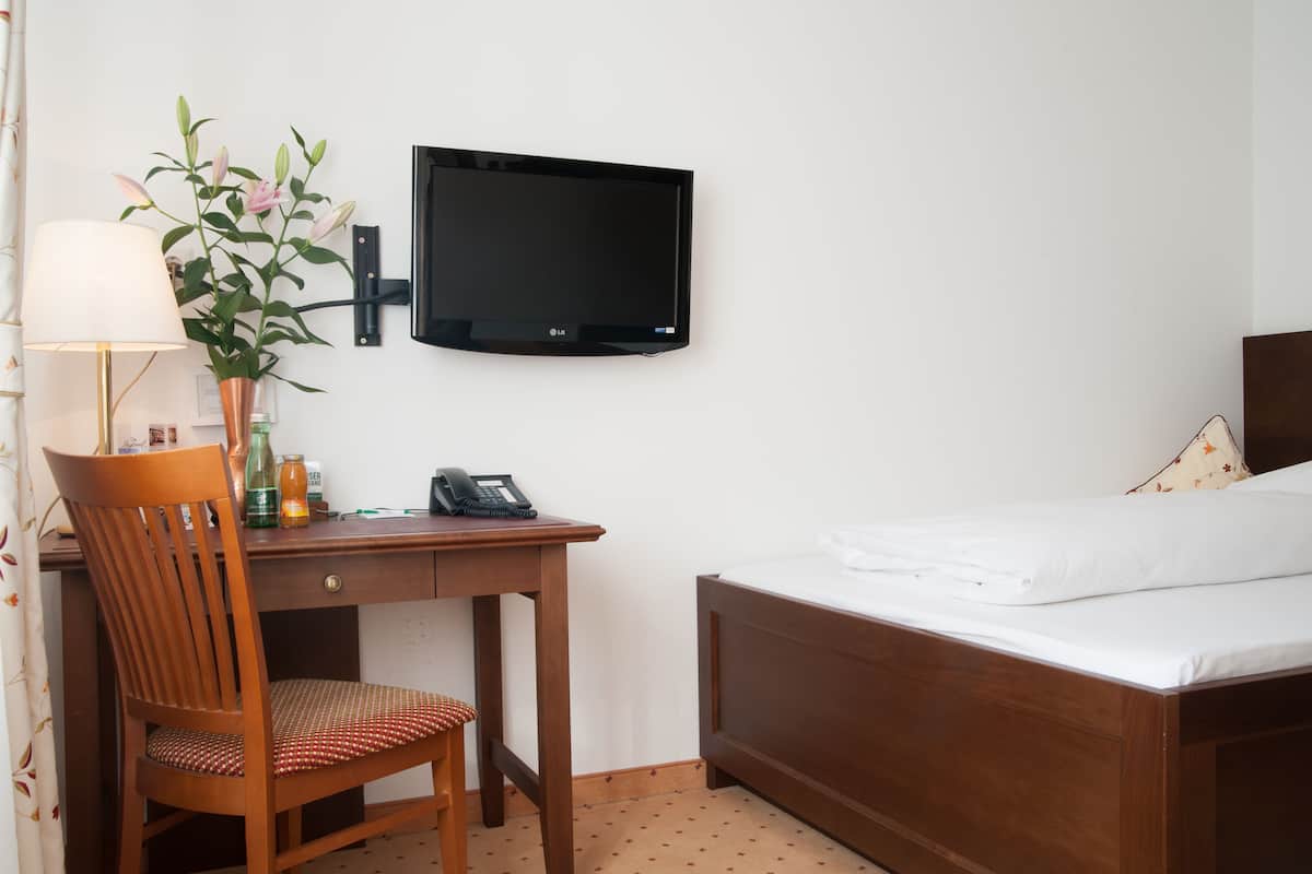 Quarto solteiro | Comodidades do quarto
