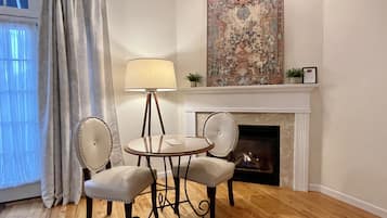 Room 204 | Living area