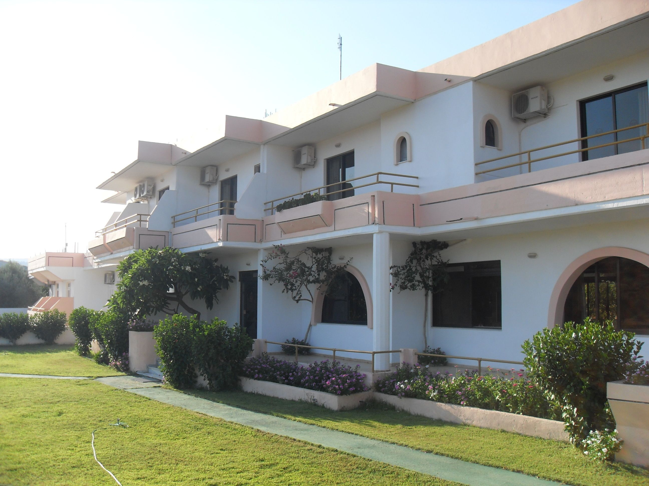 Photo - Vera Studios