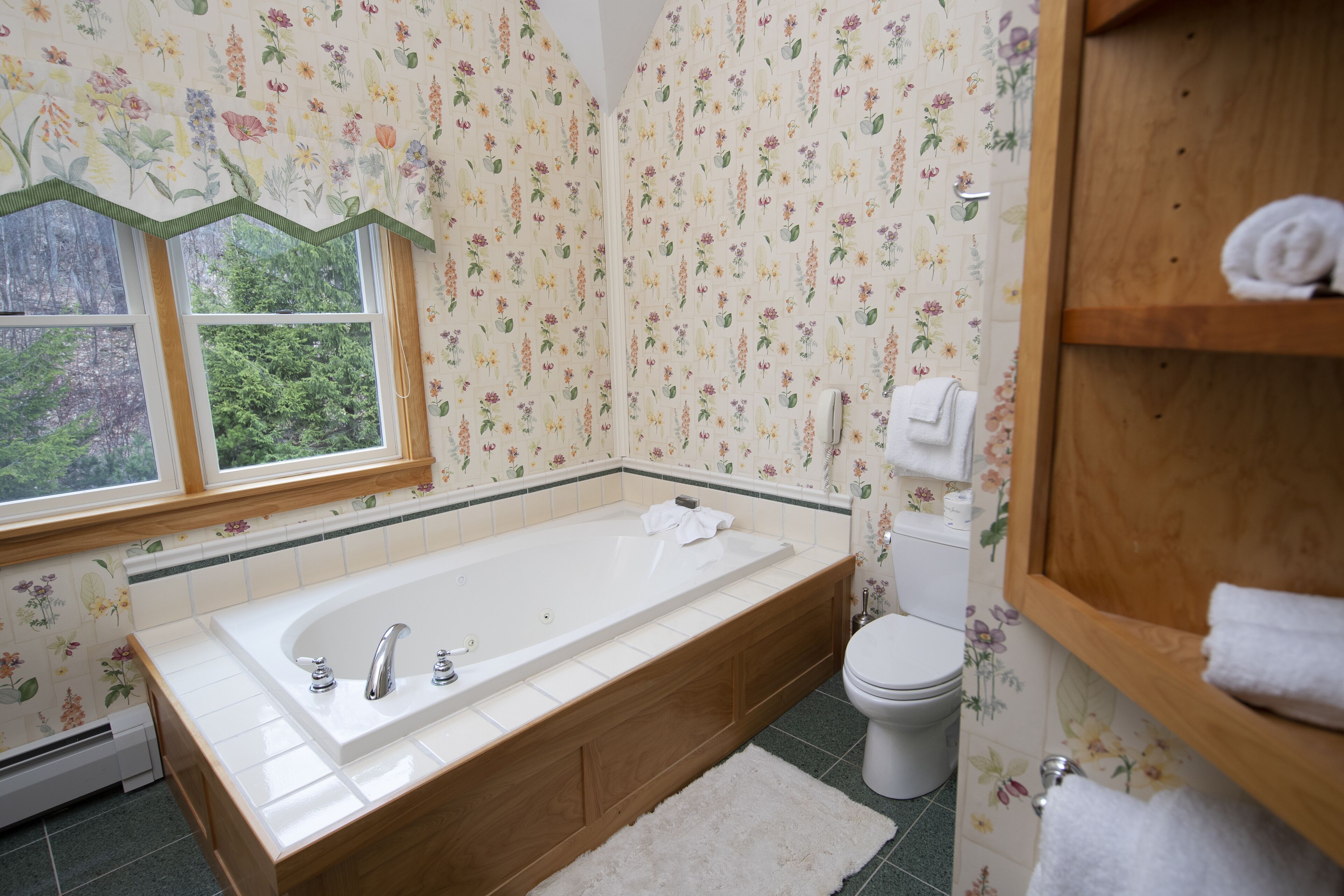Chambre, 6 chambres (Home) | Salle de bain | Ensemble douche/baignoire, serviettes fournies