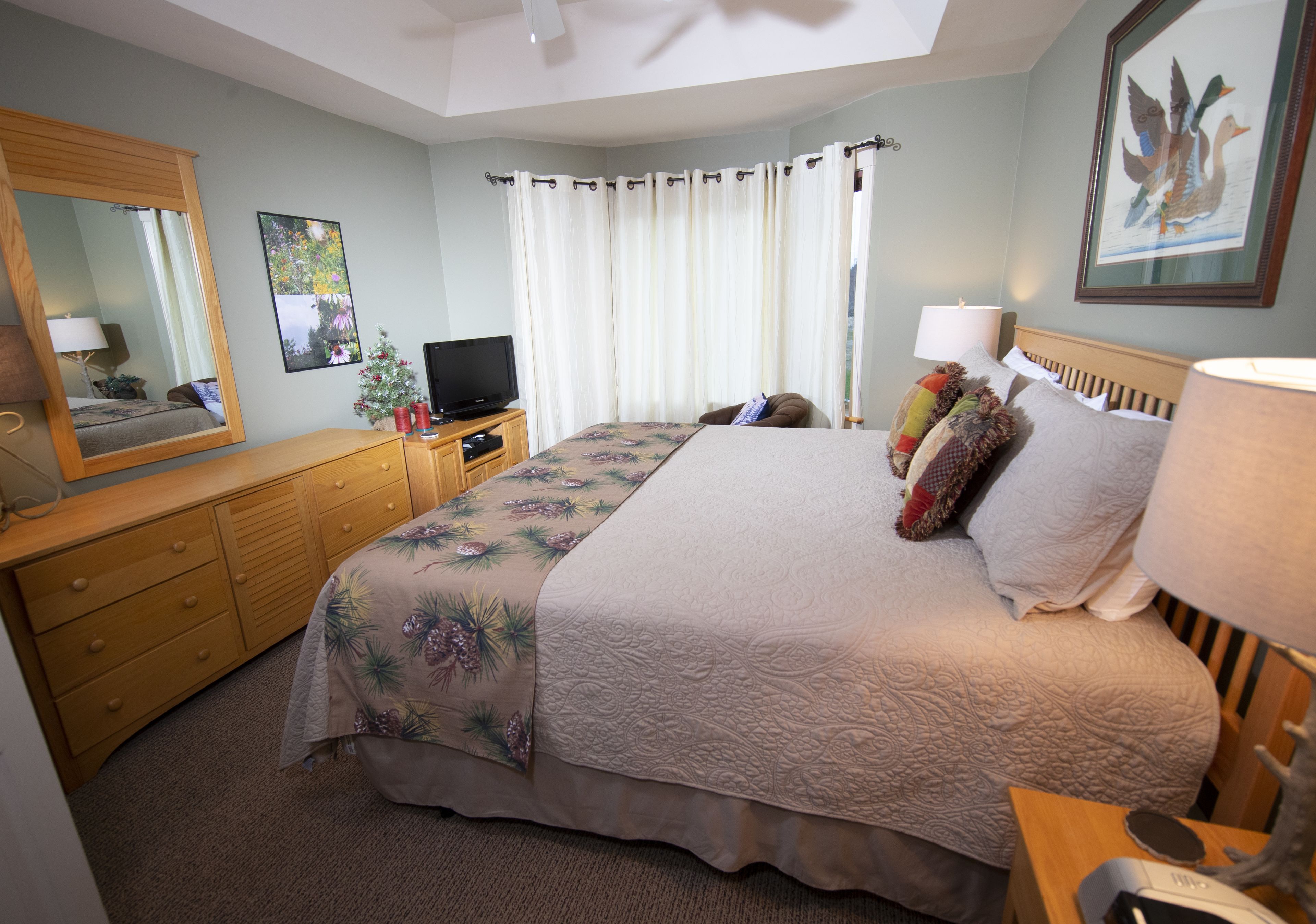 Suite Majestueuse, 2 chambres (Solitude Village) | 2 chambres, literie de qualité supérieure, décoration personnalisée