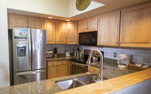 Solitude Village Two Bedroom Suite Mountainside | Private kitchen | Fridge, microwave, stovetop, toaster - Solitude Village at Okemo (Ludlow)