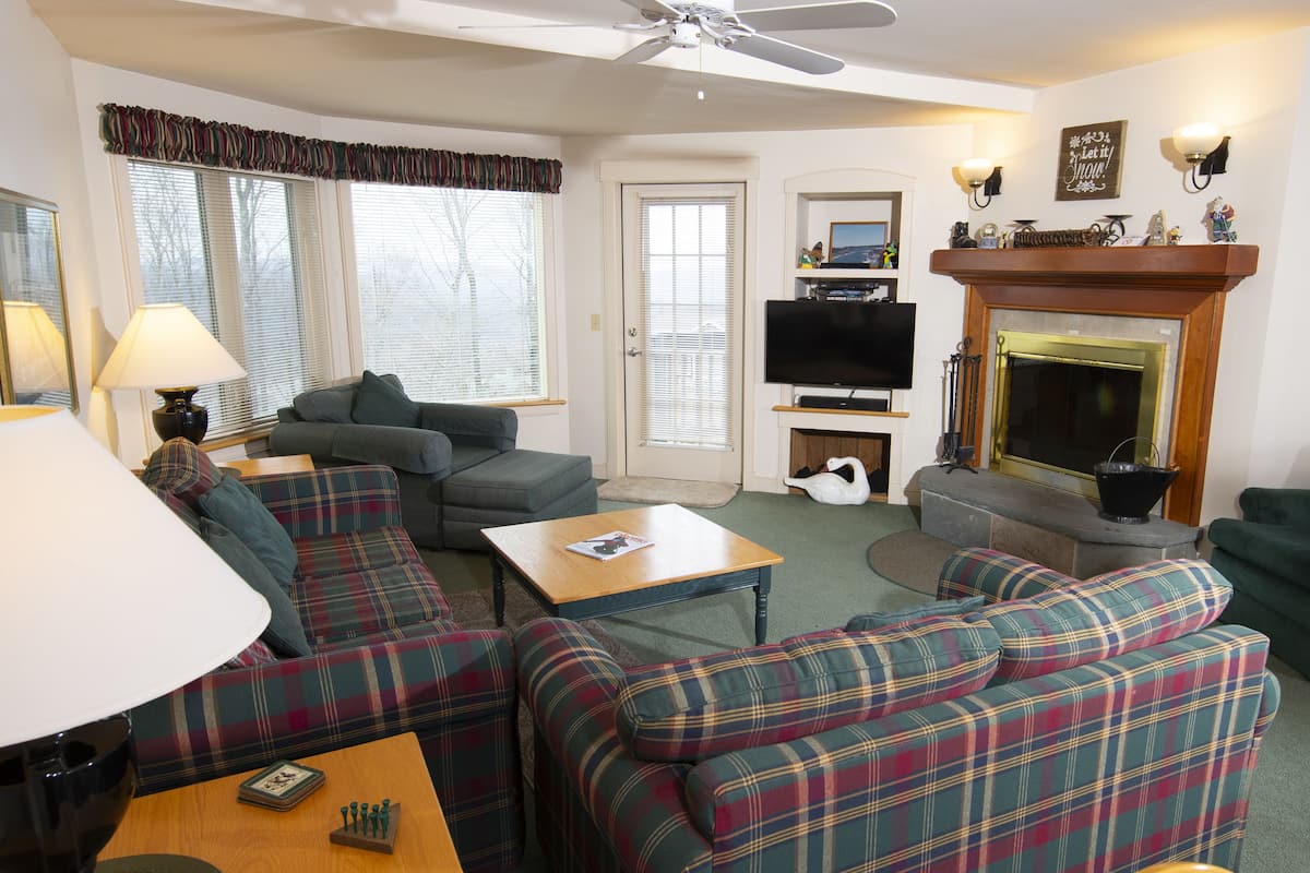 Solitude Village Three Bedroom Suite Ski In/Out | 2 bedrooms, premium bedding, individually decorated