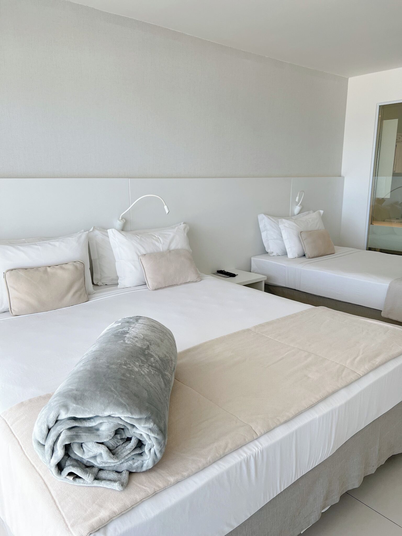 Hypo-allergenic bedding, minibar, in-room safe, desk