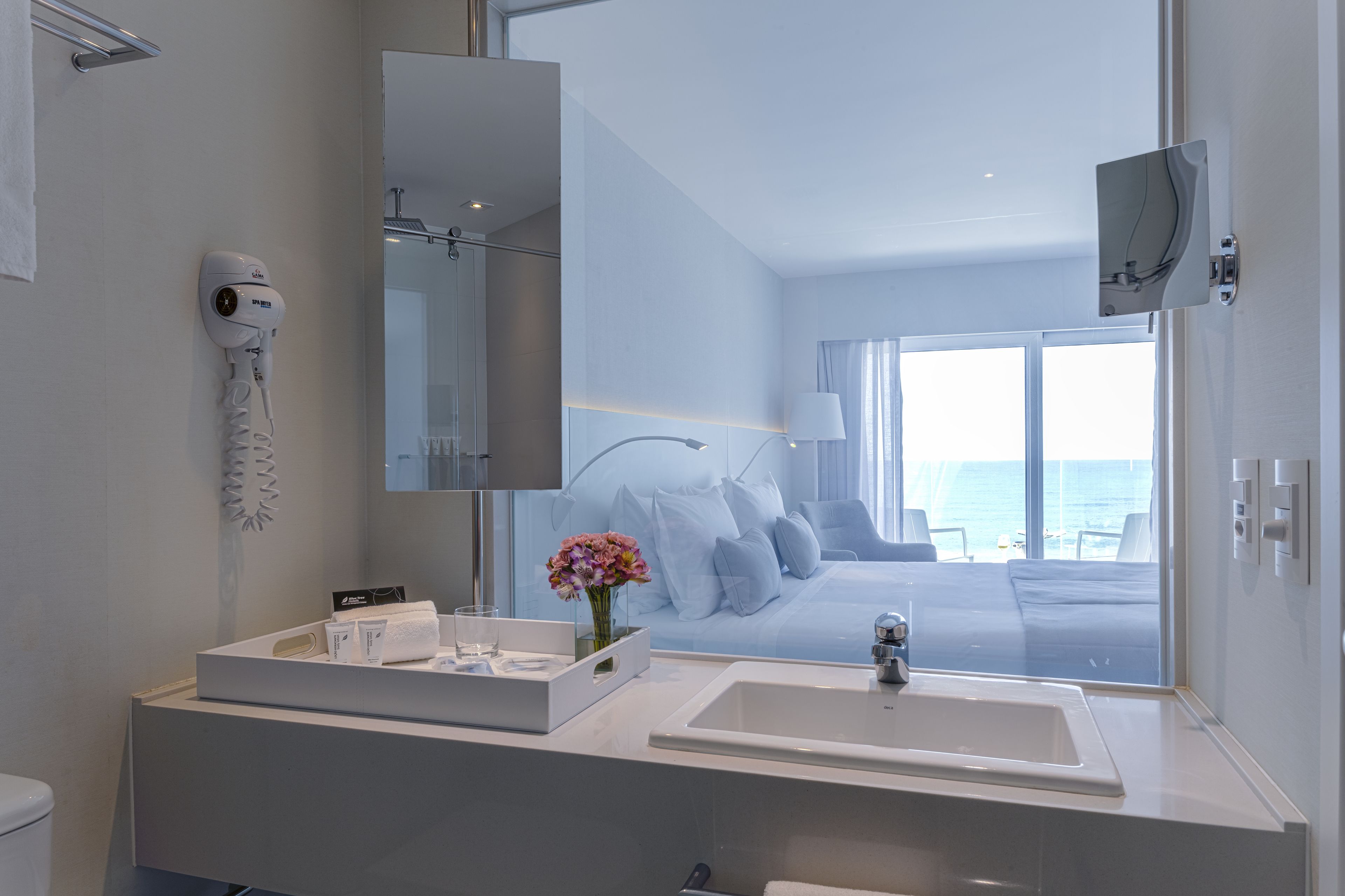 quarto casal luxo com varanda, vista para o mar | 1 bedroom, hypo-allergenic bedding, minibar, in-room safe