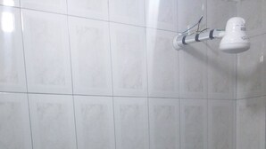 تجهيزات دش، مستلزمات مجانية للعناية الشخصية