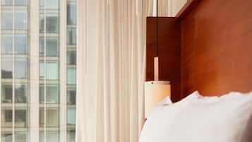 Premium bedding, in-room safe, iron/ironing board, WiFi (free)