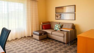 In-room safe, desk, laptop workspace, iron/ironing board