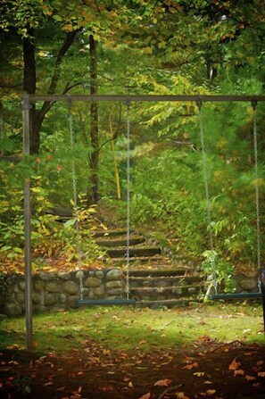 Children’s play area – outdoor