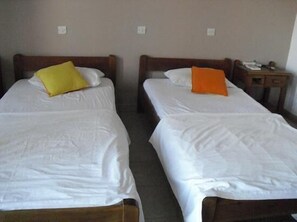 Iron/ironing board, free cribs/infant beds, free WiFi - Platon Hotel (Rhodes)