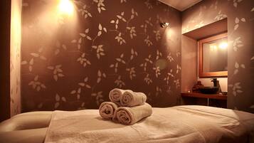 Hotstone-massages, zwangerschapsmassages, Thaise massages, sportmassages