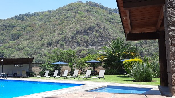 Standard Quadruple Room, 2 Double Beds | Mountain view - Hotel El Arco (Valle de Bravo)
