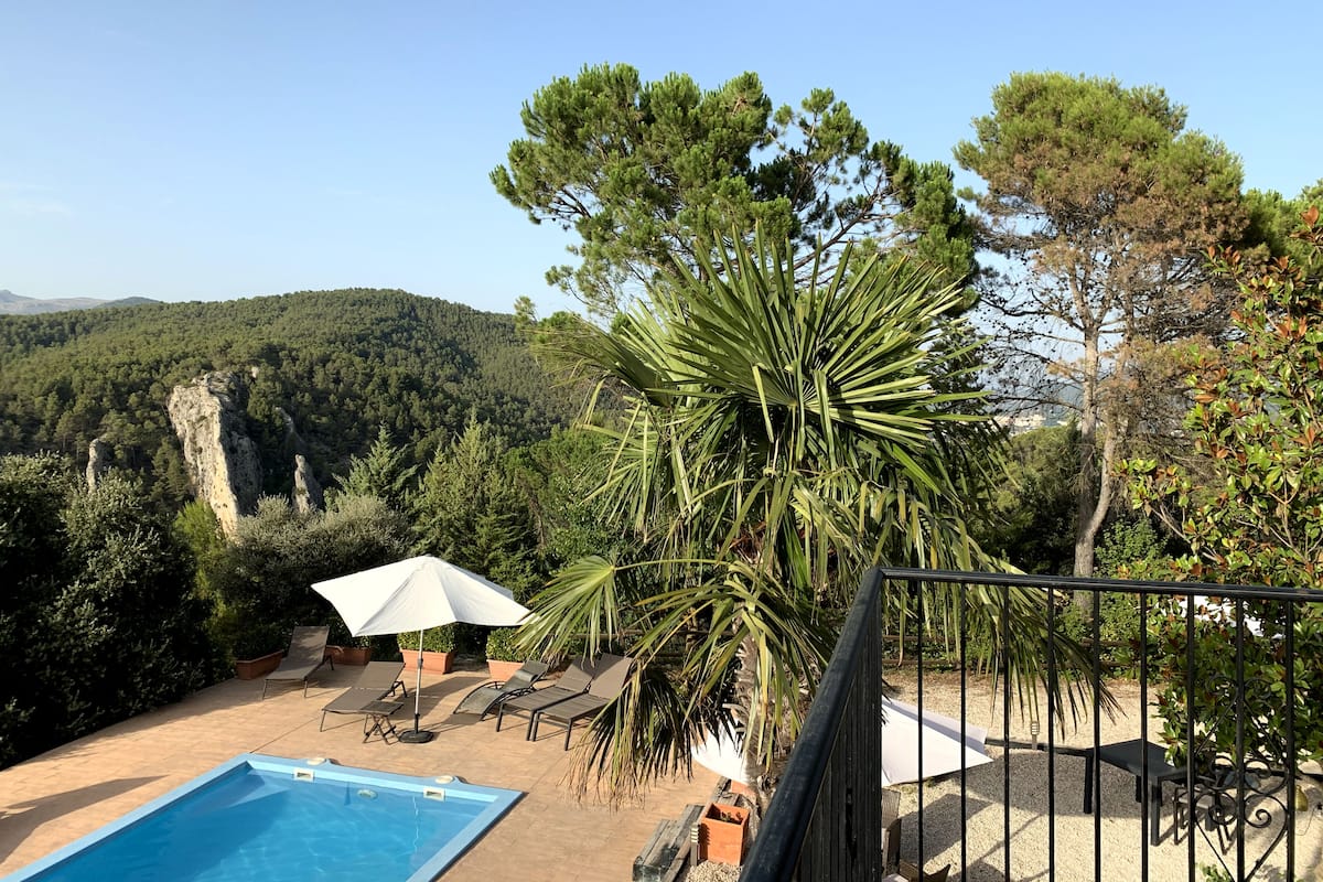 Rom – panorama, 1 kingsize-seng, balkong, fjellutsikt | Terrasse/patio