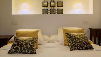 Superior Double Room, 1 King Bed, Mountain View | Premium bedding, down comforters, memory foam beds, free WiFi