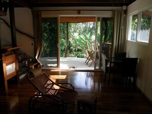 Deluxe-Apartment, Meerblick | Wohnbereich