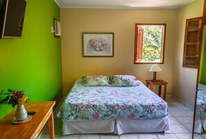 Basic Single Room | Minibar, iron/ironing board, free WiFi - Pousada Bemvirá (Porto Seguro)