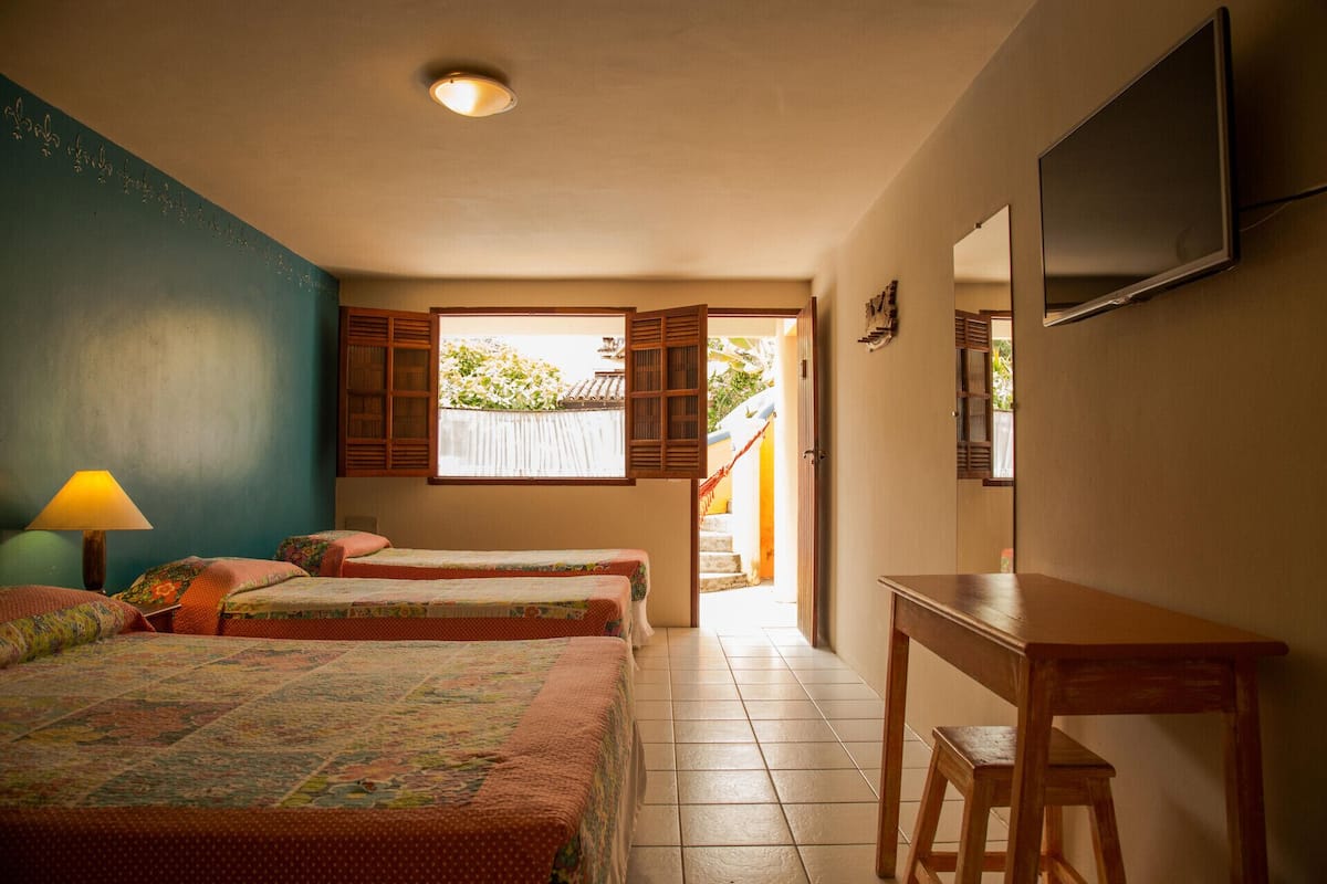 Minibar, iron/ironing board, free WiFi