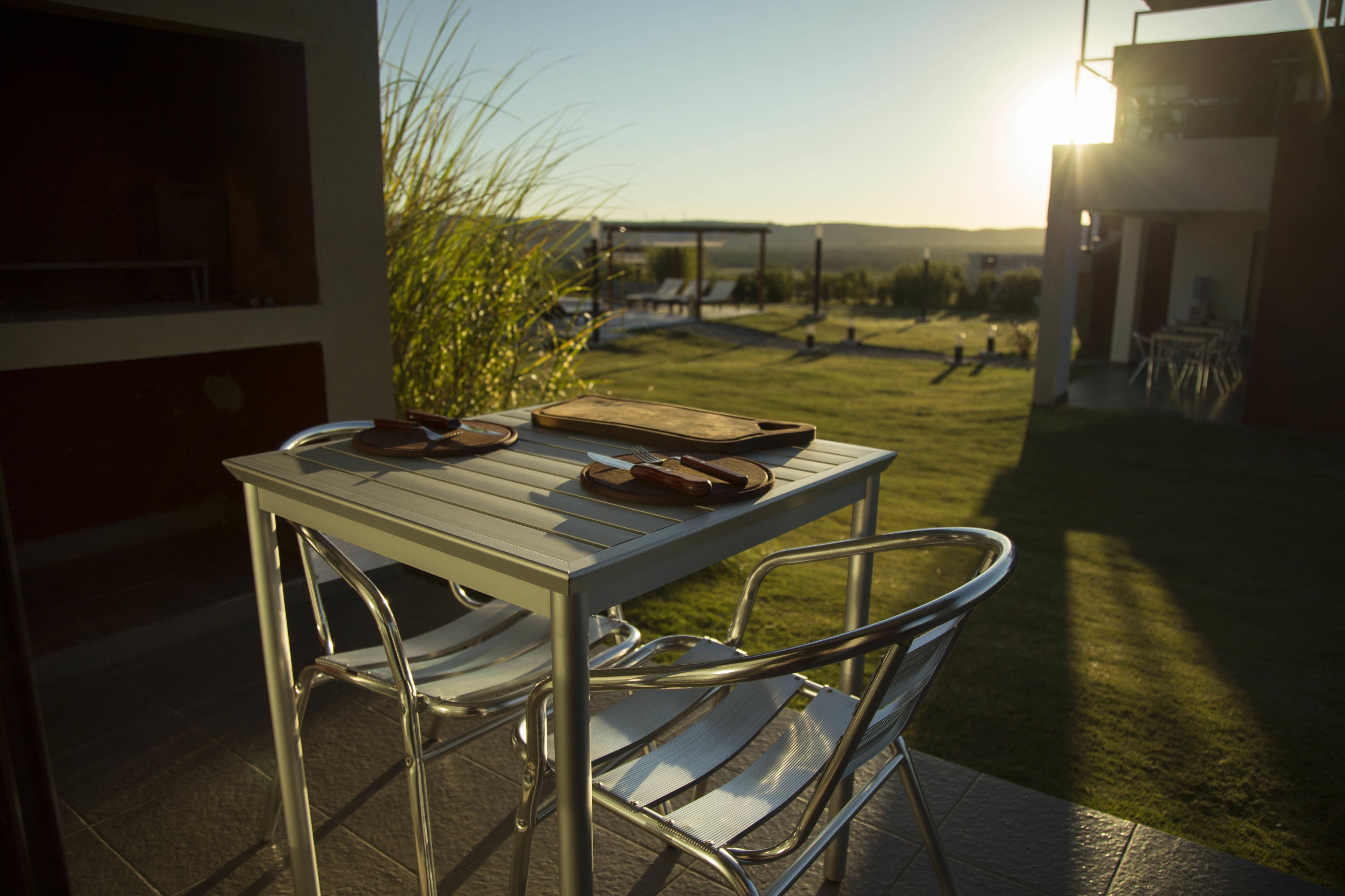 Phòng Suite Premium, quang cảnh hồ bơi | Hiên