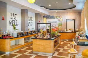 Daily buffet breakfast (IDR 95000.00 per person) - Golden Tulip Belitung (Tanjung Pandan)