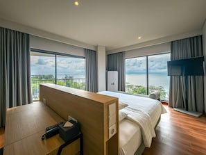 Premier-Suite, 1 King-Bett, Balkon, Meerblick