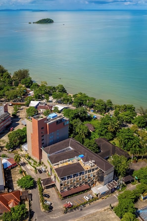 View from room - Golden Tulip Belitung (Tanjung Pandan)