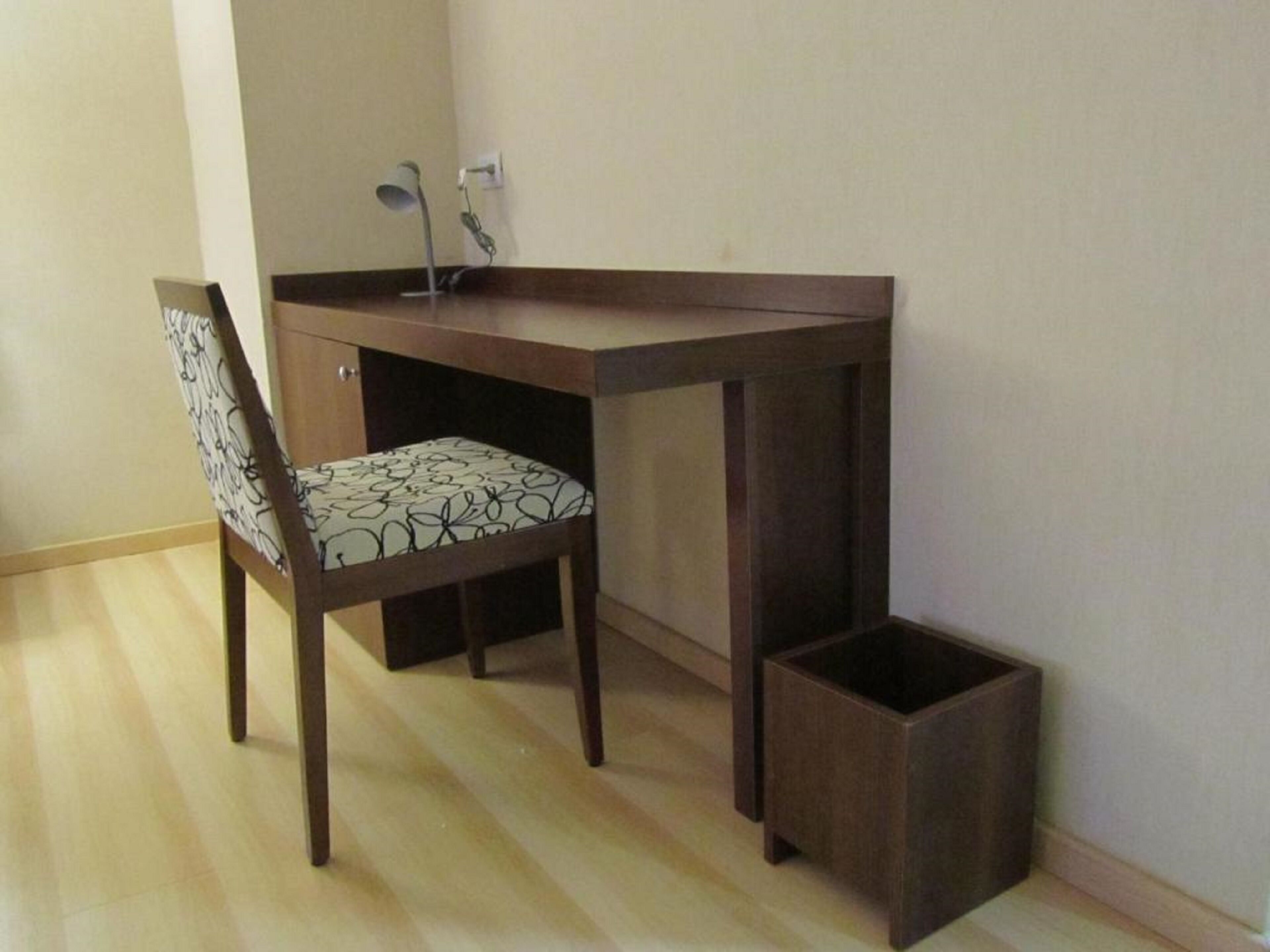 minibar, in-room safe, desk, iron/ironing board