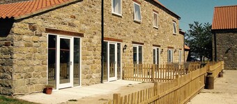 The Grainary Cottages