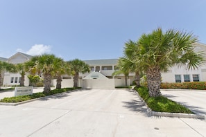 Property entrance - Rain Dancer by South Padre Condo Rentals (South Padre Island)