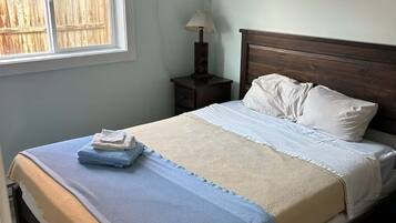 Free WiFi, bed sheets