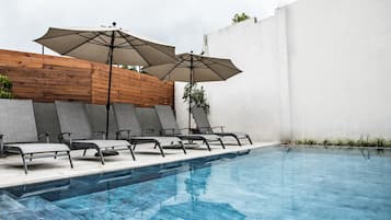 Piscine extérieure